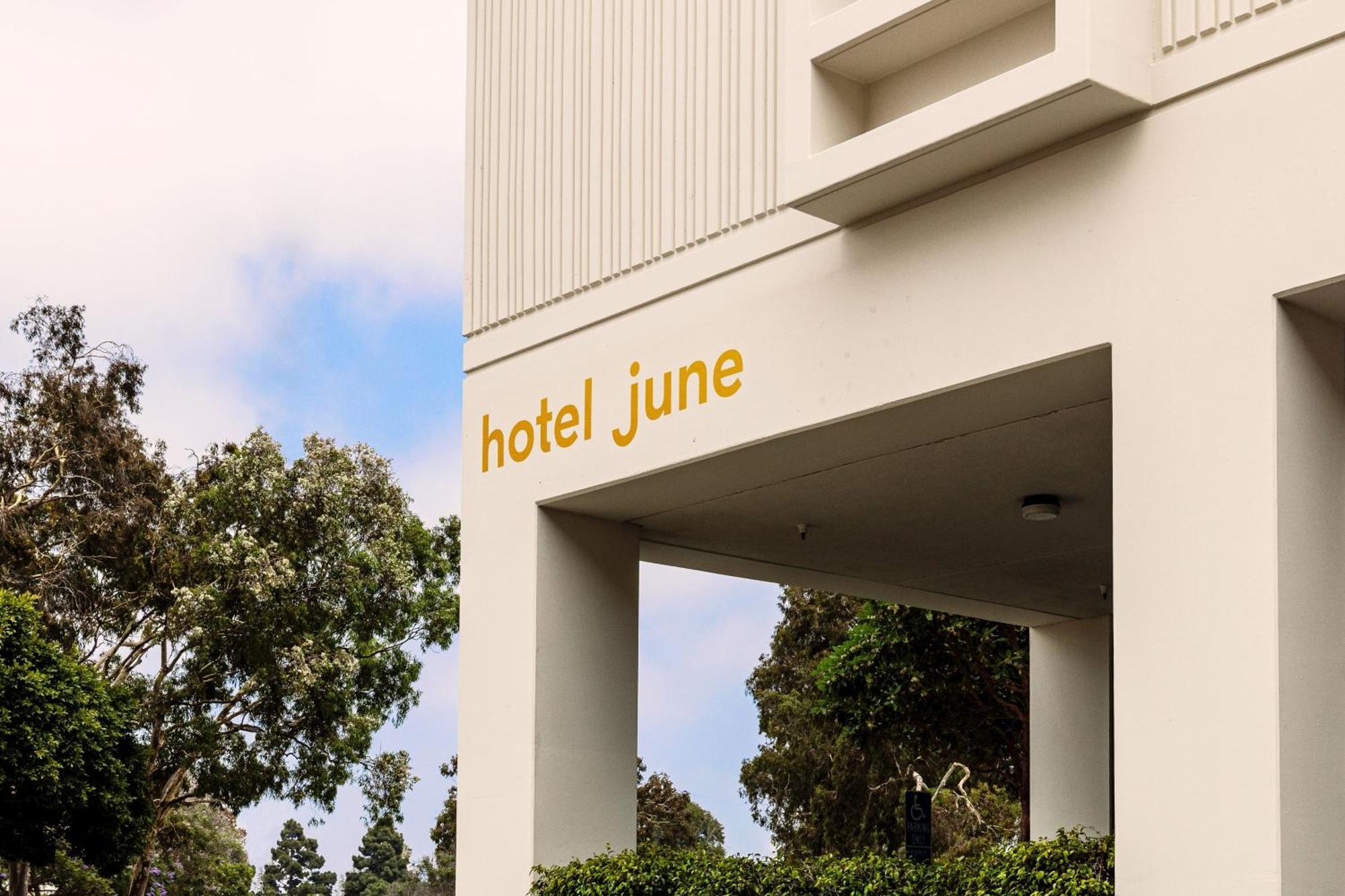 June West La, A Member Of Design Hotel 4*